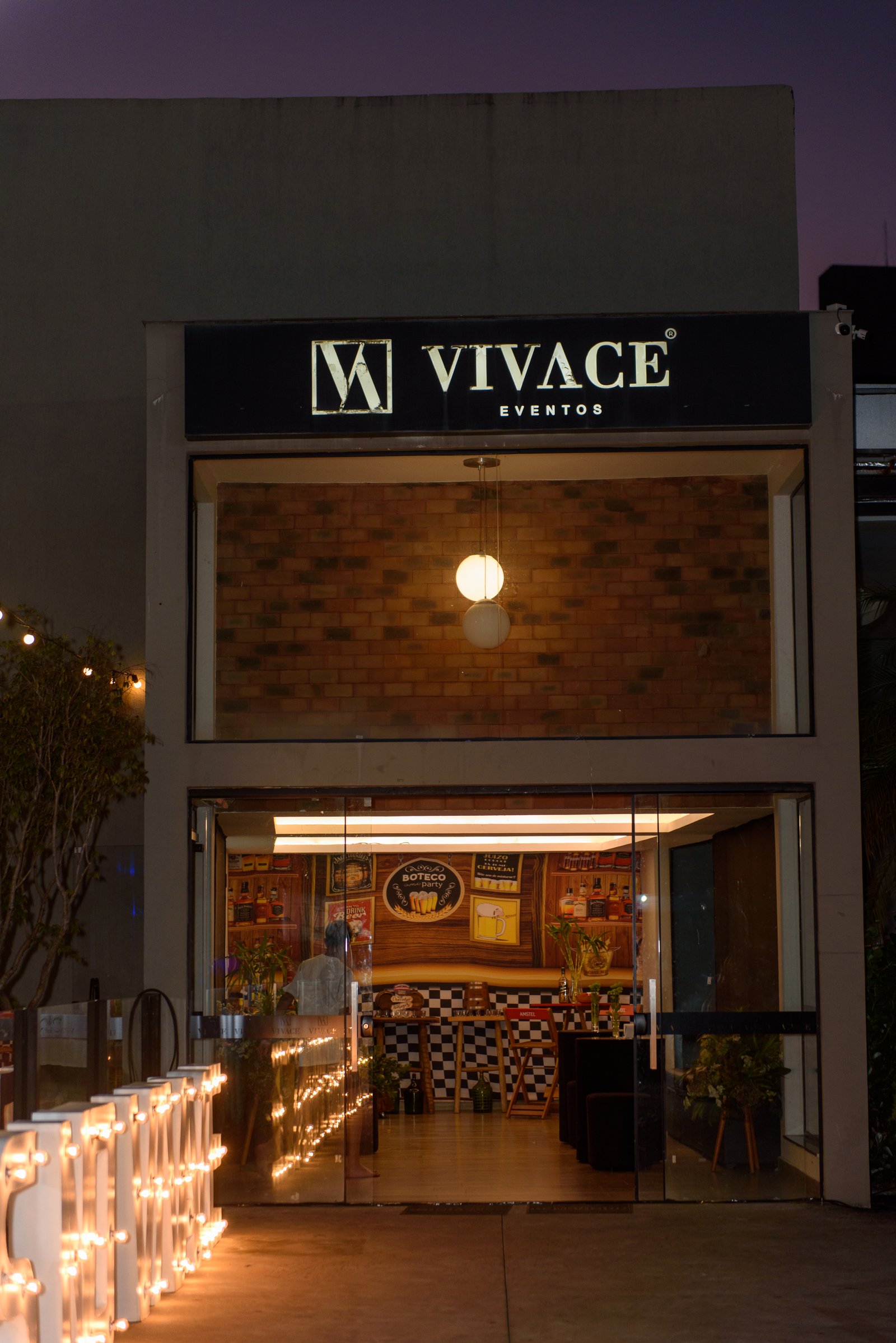 Fachada do Vivace Eventos